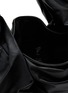 细节 - 点击放大 - DISCORD YOHJI YAMAMOTO BAGS - Draped Zip Leather Handbag