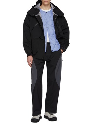 模特儿示范图 - 点击放大 - F/CE. - X TAION Packable Inner Down Jacket