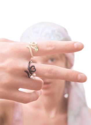 细节 - 点击放大 - BEA BONGIASCA - Baby Vine Heart 9K Gold Sterling Silver Enamel Crystal Ring — EU 54