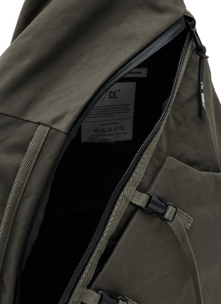 细节 - 点击放大 - FCE BAGS - Textured Twill 3 Points Slinger Bag
