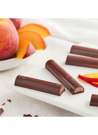 细节 –点击放大 - MERCATO GOURMET BY GIANDO - Lavoratti 3-Piece Dark Chocolate and Peach Pencils 60g