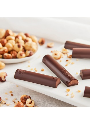 细节 –点击放大 - MERCATO GOURMET BY GIANDO - Lavoratti 3-Piece Dark Chocolate and Hazelnut Pencils 60g