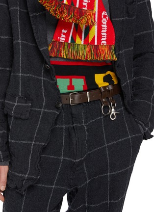 模特儿示范图 - 点击放大 - COMME DES GARÇONS HOMME - Square Buckle Oil Smooth Leather Belt