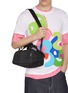 模特儿示范图 - 点击放大 - COMME DES GARÇONS HOMME - X BRIEFING Top Handle Weekender Bag