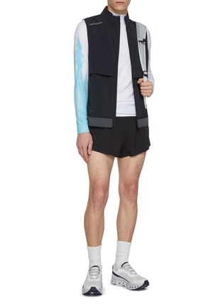 模特儿示范图 - 点击放大 - ON - Pace Long-T Long Sleeve Top