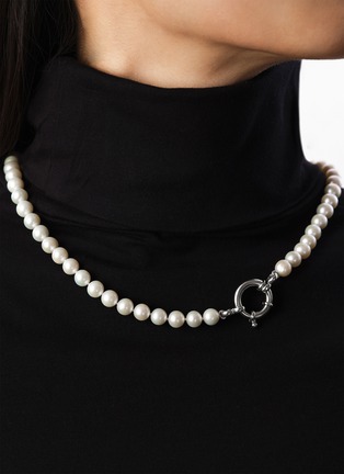 细节 - 点击放大 - BIJOU DE M - Genderless 18K White Gold Plated Sterling Silver Freshwater Pearl Necklace