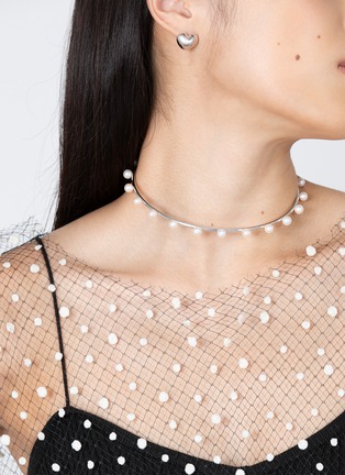 细节 - 点击放大 - BIJOU DE M - 18K White Gold Plated Sterling Silver Freshwater Pearl Choker — Size S