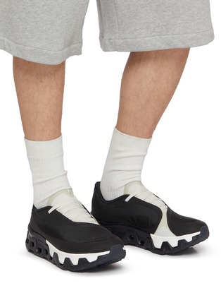 模特儿示范图 - 点击放大 - ON - X POST ARCHIVE FACTION Cloudmonster Hyper PAF Men's Sneakers