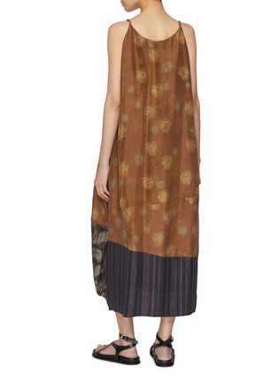 背面 - 点击放大 - FAFAMOON - Knot Patchwork Silk Blend Maxi Dress
