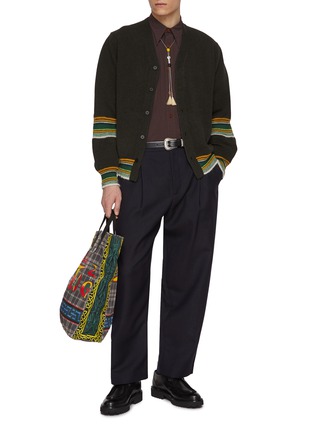 模特儿示范图 - 点击放大 - TOGA VIRILIS - Colour Band Knit Cardigan