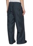背面 - 点击放大 - TOGA VIRILIS - Buckle Belt Straight Leg Pants