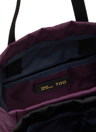 细节 - 点击放大 - TOGA VIRILIS - Printed Drawstring Bucket Bag