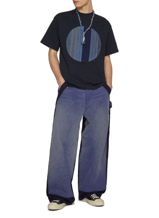 模特儿示范图 - 点击放大 - FDMTL - Obi Circle Patched Cotton T-Shirt