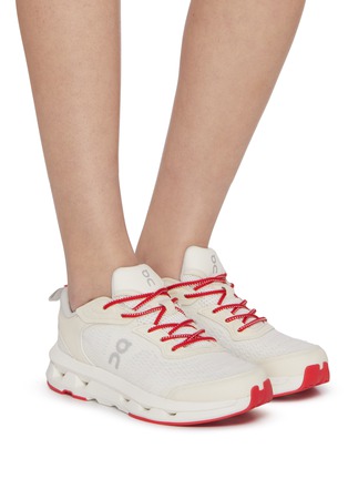 模特儿示范图 - 点击放大 - ON - x Zendaya and Law Roach Cloudzone Moon Women's Sneakers