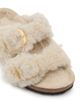 细节 - 点击放大 - BIRKENSTOCK - Arizona Big Buckle Shearling Sandals