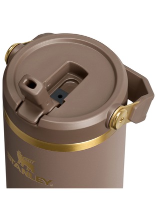 细节 –点击放大 - STANLEY - The IceFlow™ Flip Straw 2.0 Tumbler 30oz — Espresso Gold