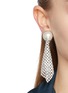正面 -点击放大 - ROSANTICA - Frizz Drop Earrings