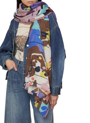 模特儿示范图 - 点击放大 - ÉPICE - Fringed Wool Scarf