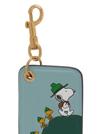 细节 - 点击放大 - ANYA HINDMARCH - X Peanuts Snoopy Key Charm