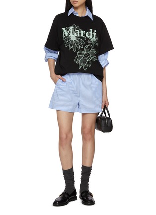 模特儿示范图 - 点击放大 - MARDI MERCREDI - Triple Flower Graphic Crewneck Cotton T-Shirt