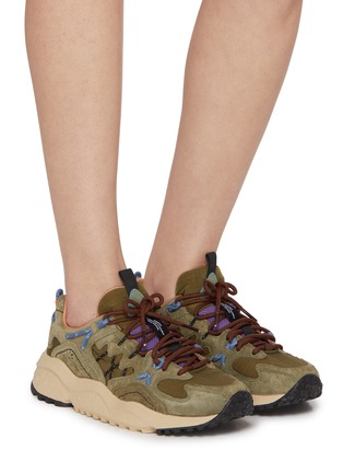模特儿示范图 - 点击放大 - FLOWER MOUNTAIN - Yamabushi Uni Suede Women's Sneakers