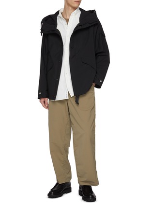 模特儿示范图 - 点击放大 - NANAMICA - Two Layer Gore-Tex Cruiser Jacket