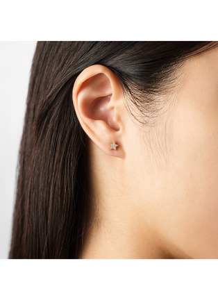 细节 - 点击放大 - BIJOU DE M - Petit Star 18K Gold Diamond Single Stud Earring
