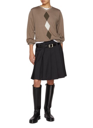 模特儿示范图 - 点击放大 - BONBOM - Belt Insert Pleated Skirt