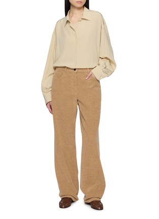 模特儿示范图 - 点击放大 - THE ROW - LUKA 真丝衬衫