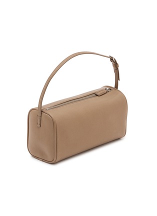 模特儿示范图 - 点击放大 - THE ROW - 90'S 皮革手袋