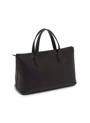 模特儿示范图 - 点击放大 - THE ROW - MARCEL 皮革手提包