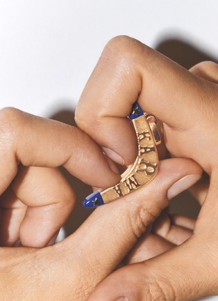 细节 - 点击放大 - MARIE LICHTENBERG - Karma 18K Gold Lapis Pendant