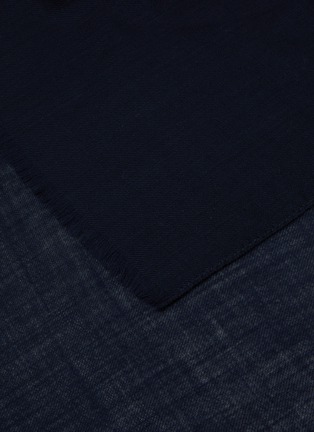 细节 - 点击放大 - PIACENZA 1733 - 羊绒须边围巾