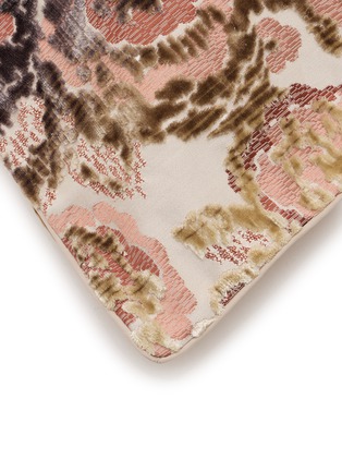 细节 –点击放大 - FRETTE - Collector Cushion Cover — Misty Blush