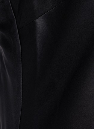  - SKIMS - HEAVYWEIGHT SATIN 吊带连衣裙