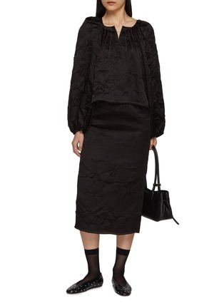 模特儿示范图 - 点击放大 - NACKIYÉ - CRAYON 褶裥中长半身裙