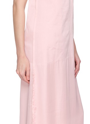  - NACKIYÉ - LILY V 领吊带连衣裙