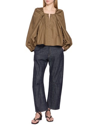 模特儿示范图 - 点击放大 - NACKIYÉ - GRAND BAZAAR 方领上衣