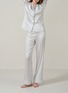 细节 –点击放大 - SILKY MIRACLE - Petite Flower Bouquet Pyjama Set — Blue/Size M