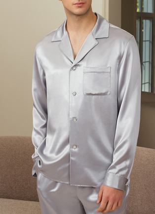 细节 –点击放大 - SILKY MIRACLE - Miracle Men's Silk Pyjama Set — Grey/Size L