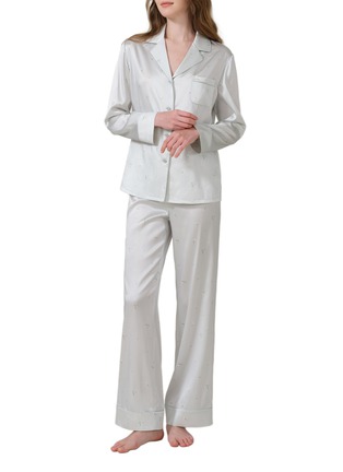 首图 –点击放大 - SILKY MIRACLE - Petite Flower Bouquet Pyjama Set — Blue/Size S
