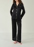 细节 –点击放大 - SILKY MIRACLE - Miracle Silk Pyjama Set — Black/Size S