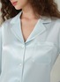 细节 –点击放大 - SILKY MIRACLE - Miracle Silk Pyjama Set — Blue/Size M