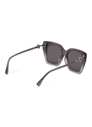 模特儿示范图 - 点击放大 - FENDI - FF Diamonds Acetate Square Sunglasses