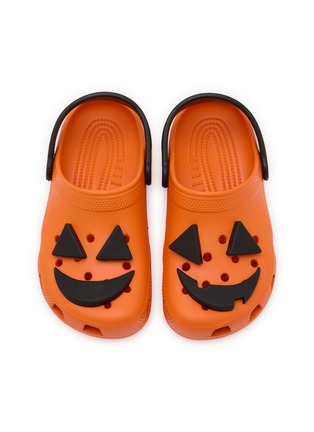 模特儿示范图 - 点击放大 - CROCS - Classic Jack O Lantern Light Kids' Clogs