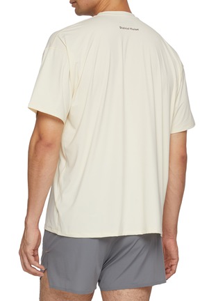 背面 - 点击放大 - DISTRICT VISION - Lightweight Short Sleeve T-Shirt