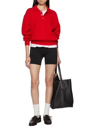 模特儿示范图 - 点击放大 - VARLEY - FreeSoft High Rise Shorts