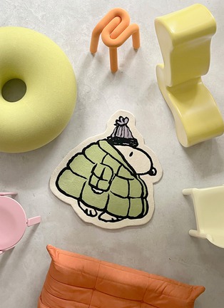 细节 –点击放大 - MAISON DEUX - X PEANUTS SNOOPY 图案地毯 — 绿色和灰色