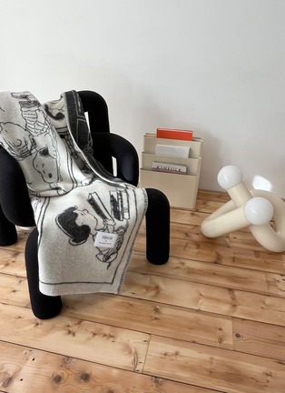 细节 –点击放大 - MAISON DEUX - X PEANUTS 图案羊毛毯