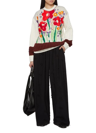 模特儿示范图 - 点击放大 - ODAKHA - Crushed Floral Pleated Pants